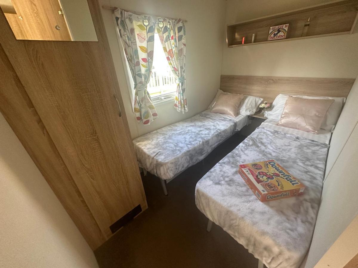 Caravan Delta 2 Bedroom In Рил Экстерьер фото