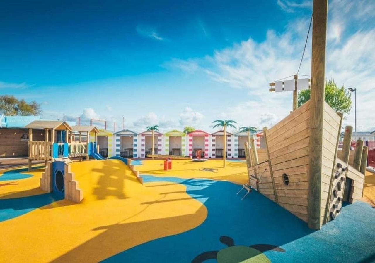 Caravan Delta 2 Bedroom In Рил Экстерьер фото